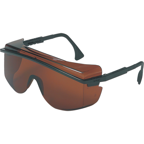 Uvex&reg; Astrospec OTG&reg; 3001 Safety Glasses, Grey/Smoke Lens, Anti-Scratch, ANSI Z87+/Meets/Exceeds CSA Z94.3 Oxford Builders Supplies Inc