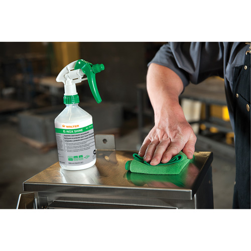 Nettoyant et protecteur de surface en acier inoxydable E-Nox Shine, 208 L, Baril Oxford Builders Supplies Inc