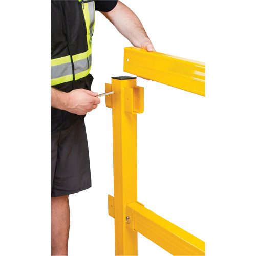 Poteau d'extr&eacute;mit&eacute; pour garde-corps l&eacute;gers, Acier, 42" h, Jaune s&eacute;curit&eacute; OSHA Oxford Builders Supplies Inc