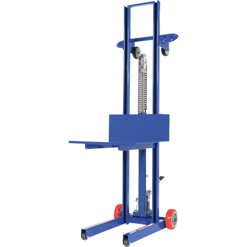 Gerbeur hydraulique &agrave; plateforme, M&eacute;canisme Pompe au pied, Capacit&eacute; de 400 lb, Levage max de 51-1/8" Oxford Builders Supplies Inc