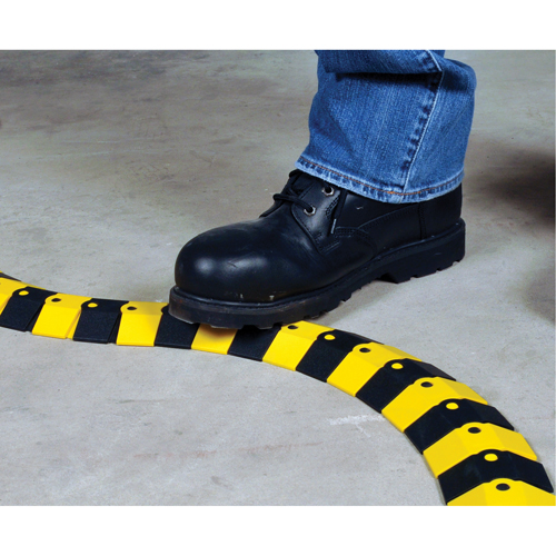 Ultra-Sidewinder&reg; Cable Protection System - Small, 39.5" x 3" x 0.75", 32000 lbs. (16 tons) Oxford Builders Supplies Inc