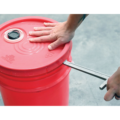 Cl&eacute; pour baril, Ouverture de 3/4"/2", Poign&eacute;e 9-1/2", Acier inoxydable Oxford Builders Supplies Inc