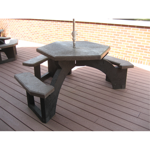 Tables de pique-nique hexagonales en plastique recycl&eacute;, 78" lo x 78" la, Brun Oxford Builders Supplies Inc