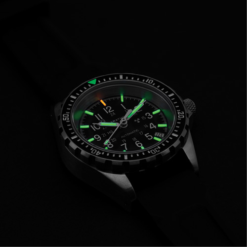 Tr&egrave;s grande montre chronographe automatique pour plongeur/pilote d'avion, Num&eacute;rique, &agrave; piles, 46 mm, Noir Oxford Builders Supplies Inc