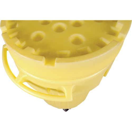 Baril sur roues Ultra-Overpacks, 95 gal., Mobile Oxford Builders Supplies Inc