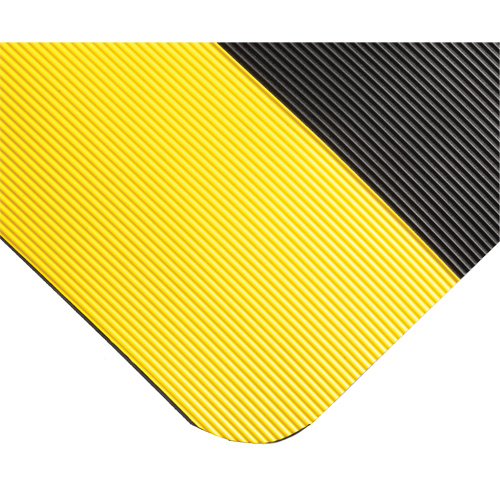 Tapis ondul&eacute; pour tableau de contr&ocirc;le no 702, 3' la x 20' lo, 1/4" &eacute;paisseur, Noir/Jaune, PVC Oxford Builders Supplies Inc