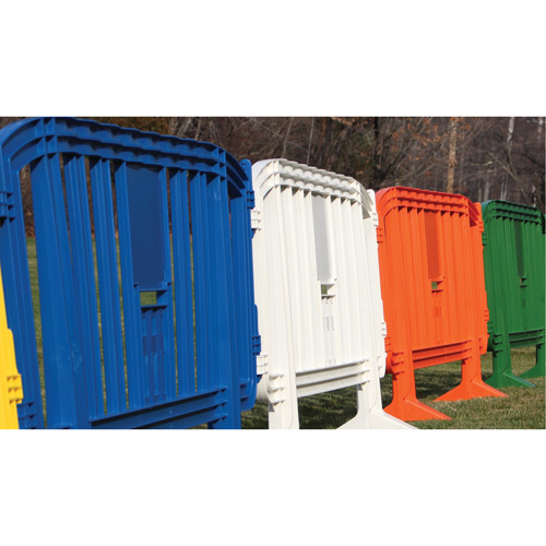 Minit Barricade, Interlocking, 49" L x 39" H, Orange Oxford Builders Supplies Inc