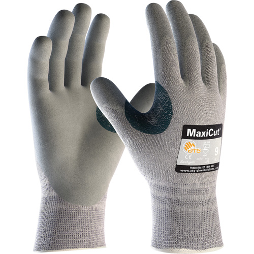 Gants r&eacute;sistants aux coupures en tricot sans coutures ATG MaxiCut 5, Taille T-petit, Calibre 13, Rev&ecirc;tement Mousse de nitrile, Enveloppe en Dyneema/Nylon, ASTM ANSI niveau A4/EN 388 niveau 4/EN 388 niveau C Oxford Builders Supplies Inc