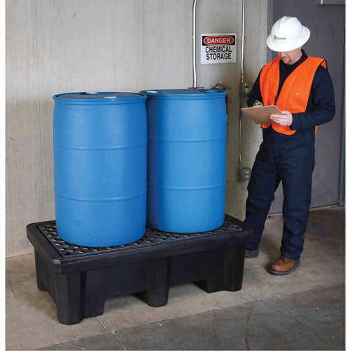 Ultra-Spill Pallet mod&egrave;le &eacute;conomique, 2 barils, Capacit&eacute; de d&eacute;versement 66 gal. US, 53" x 29" x 16,5" Oxford Builders Supplies Inc