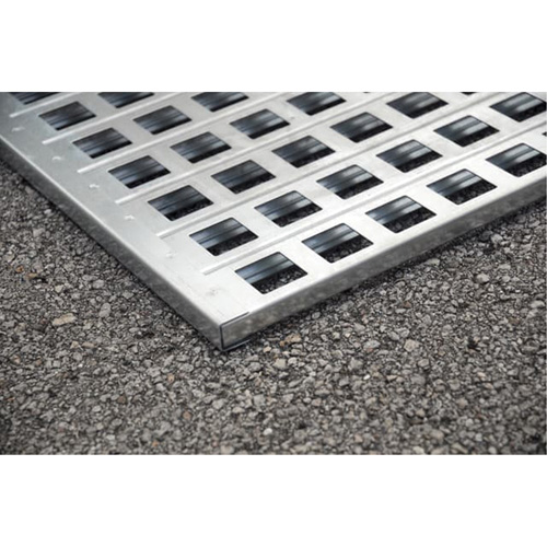 4-Drum Steel Ultra-Spill Pallet&reg;, 68 US gal. Spill Capacity, 49.1" x 47.1" x 10.9" Oxford Builders Supplies Inc
