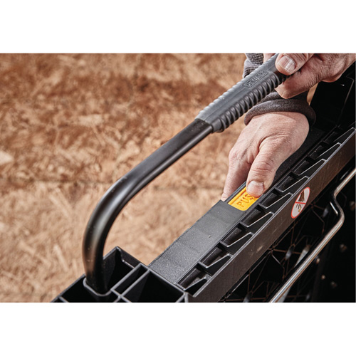 &eacute;tabli pliant Express Oxford Builders Supplies Inc