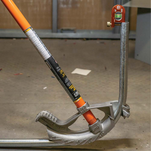 Niveau ACCU-BEND, 2,5" lo, Aluminium, 1, Non magn&eacute;tique Oxford Builders Supplies Inc