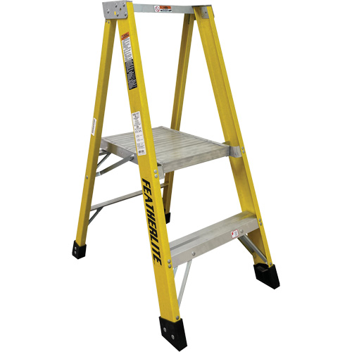 Industrial Heavy-Duty Platform Stepladders (6500 Series), 5', 300 lbs. Cap. Oxford Builders Supplies Inc