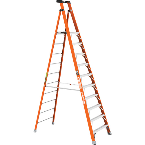 Escabeau avec plateforme Safespace, 10', Cap. De 300 lb Oxford Builders Supplies Inc