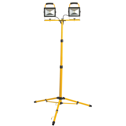 Projecteur double, DEL, 40 W, 4800 lumens, Boîtier en Aluminium Oxford Builders Supplies Inc