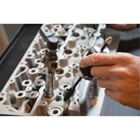 Trousse d'extracteur dembouts de bougies de pr&eacute;chauffage Oxford Builders Supplies Inc