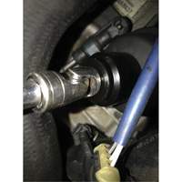 Douille pour filtre &agrave; carburant Cummins 6,7 L - 28 mm Oxford Builders Supplies Inc