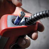 Gonfleur compact num&eacute;rique de pneus s&eacute;rie Pro Oxford Builders Supplies Inc