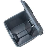 Poubelle &agrave; p&eacute;dale, Plastique, Capacit&eacute; 12 gal. US Oxford Builders Supplies Inc