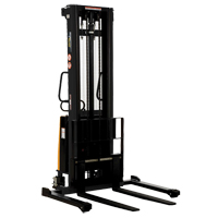 Gerbeur pour chariot &eacute;l&eacute;vateur, Fonctionnement &eacute;lectrique, Capacit&eacute; 2000 lb, Lev&eacute;e max 137" Oxford Builders Supplies Inc