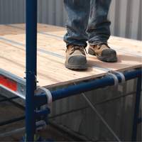 Tour d'&eacute;chafaudage compl&egrave;te avec roulettes, 69-1/2" p x 178" h Oxford Builders Supplies Inc