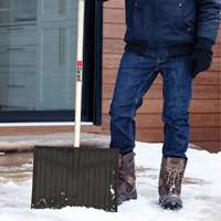 Pelle &agrave; neige Nordic, Lame Polypropyl&egrave;ne, Largueur 17-3/4", Manche Prise en D Oxford Builders Supplies Inc