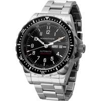 Tr&egrave;s grande montre automatique avec jour/date avec bracelet en acier inoxydable, Num&eacute;rique, &agrave; piles, 46 mm, Argent Oxford Builders Supplies Inc