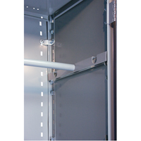 Support pour barre de suspension de rayonnage enclenchable Interlok Oxford Builders Supplies Inc