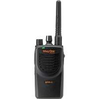 Radio portative de s&eacute;rie BPR40, Bande UHF/VHF, 8 canaux, Port&eacute;e 300 000 pi² Oxford Builders Supplies Inc
