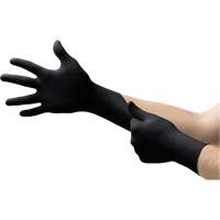 Onyx&reg; Gloves, Small, Nitrile, 3.5-mil, Powder-Free, Black Oxford Builders Supplies Inc