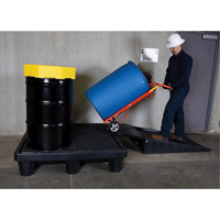 4-Drum Economy Ultra-Spill Pallet&reg;, 66 US gal. Spill Capacity, 53" x 53" x 11.8" Oxford Builders Supplies Inc
