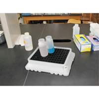 P4 Ultra-Spill Tray&reg;, 17" L x 21" W x 4" H, 2.9 US gal. Spill Capacity Oxford Builders Supplies Inc