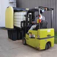 Yellow Roll Top Hardcover Spill Pallet, 65" L x 65" W x 101" H, 5000 lbs. Load Capacity Oxford Builders Supplies Inc