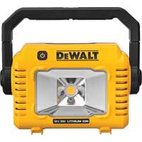 Lampe d'&eacute;clairage direct compact 12V/20V Max, DEL, 2000 Lumens Oxford Builders Supplies Inc