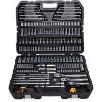 Jeu d'outils de m&eacute;canicien avec coffret moul&eacute; par soufflage Oxford Builders Supplies Inc