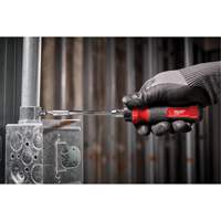 Tournevis &agrave; cliquet 14-en-1 &agrave; embouts multiples avec porte-embout de 1/4", 10-11/100" lo, Prise Coussin&eacute;e Oxford Builders Supplies Inc