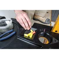 Tool Shelf for Scaffolding Oxford Builders Supplies Inc
