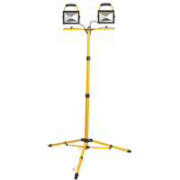 Projecteur double, DEL, 40 W, 4800 lumens, Boîtier en Aluminium Oxford Builders Supplies Inc